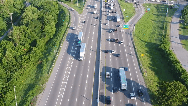 Stop‑and‑go traffic wave demo.